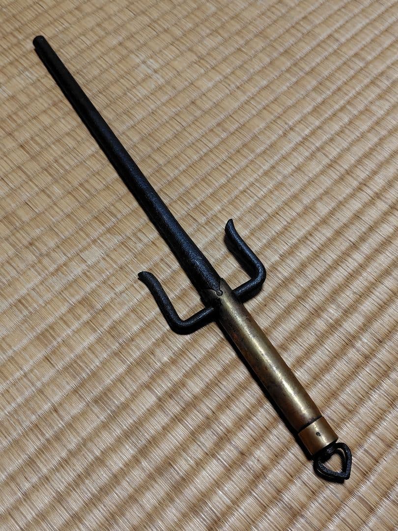 釵の形をした十手