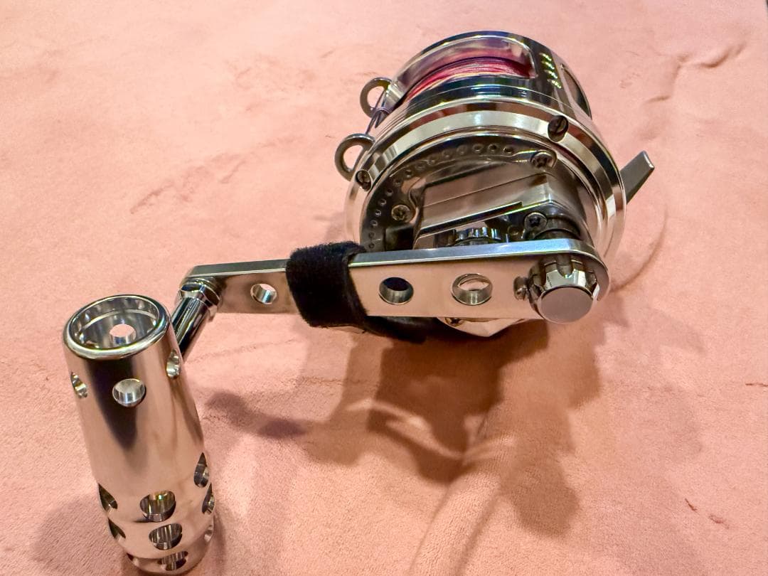 アリゲーターBATTLE 20 リール　シルバー