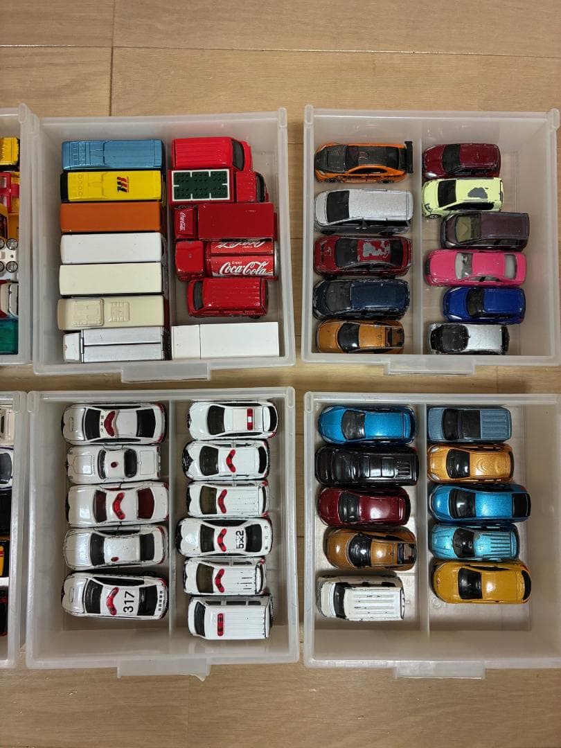 トミカ / 約100台 / まとめ売り / パーキングケース24付