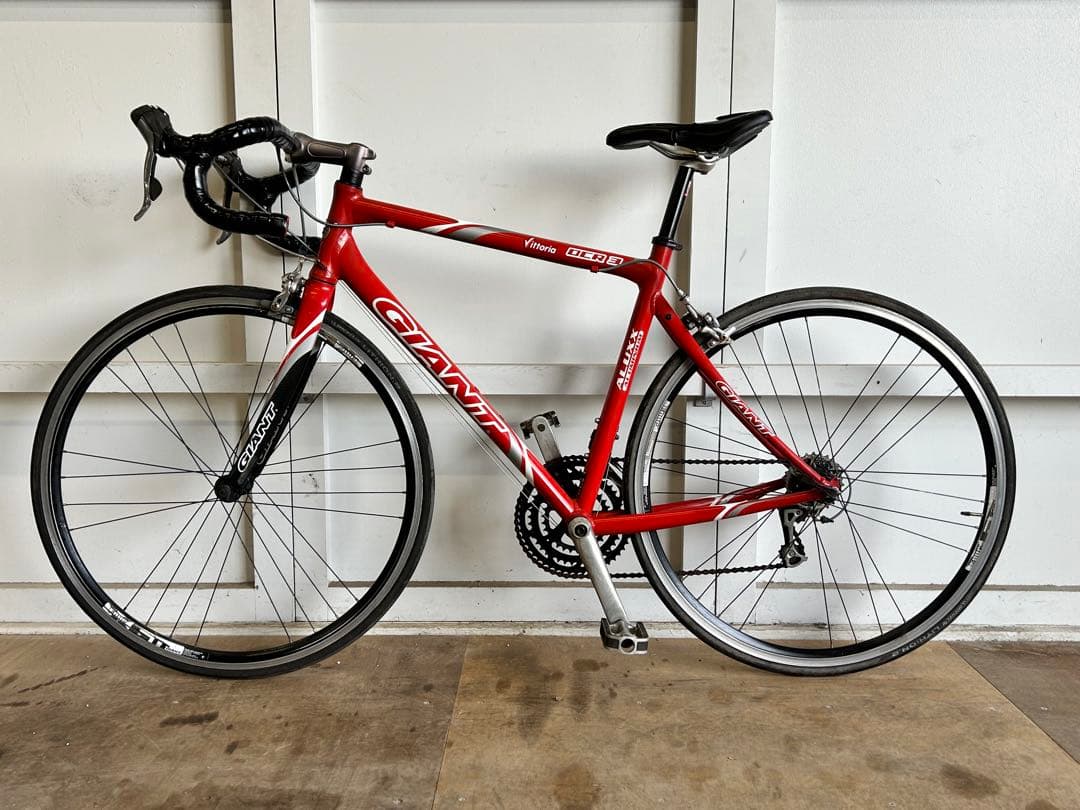 GIANT ロードバイク SHIMANO 24段変速 ブレーキ 105