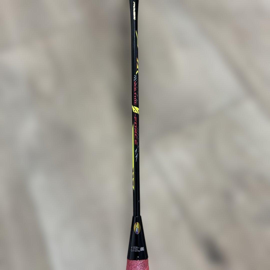 YONEXバドミントンラケットボルトリックリンダンフォース4U2本セットケース無