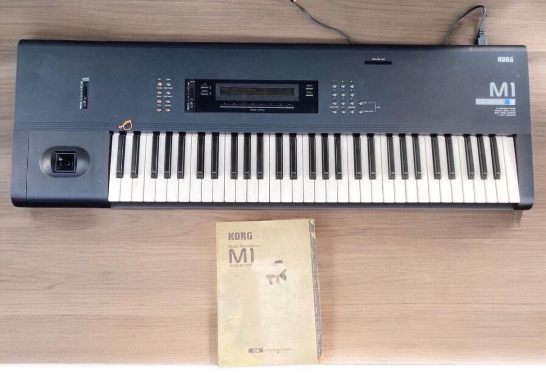KORG コルグ M1 シンセサイザー アダプター ジャンク