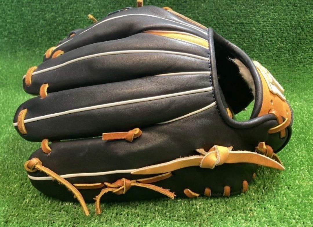 【美品】ウィルソン 一般軟式用 内野手用 グラブ RXL619L マルチカラー