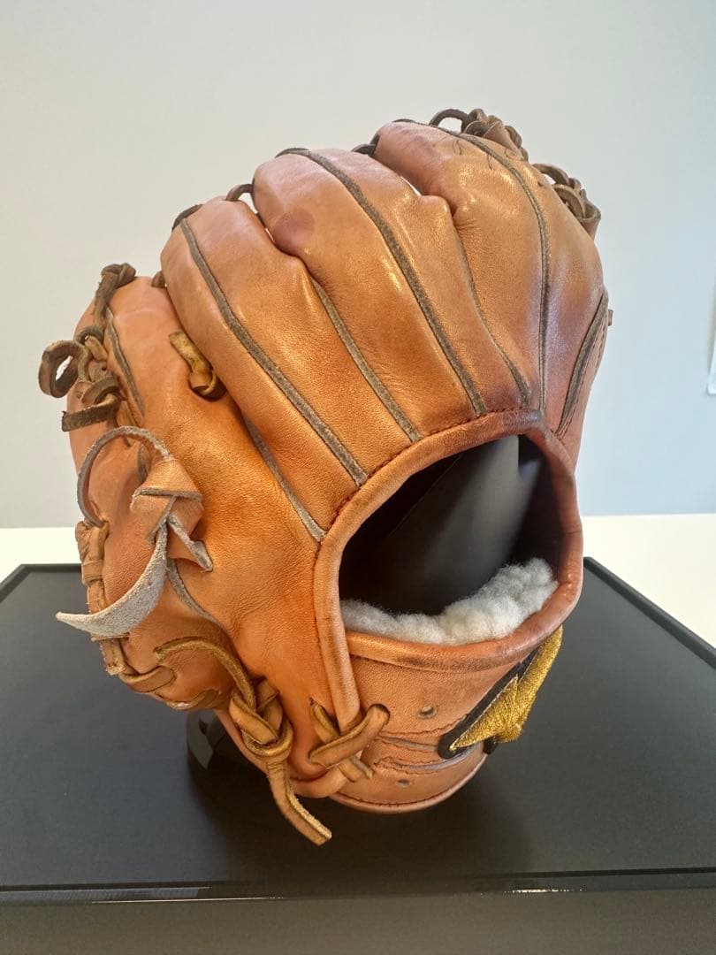 ジャイアンツ　坂本勇人選手　実使用　サイン入り　ミズノプロ　グローブ