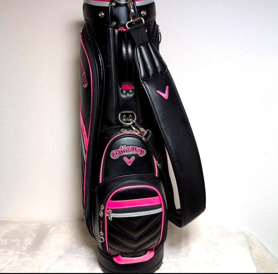 df26 Callaway ゴルフバッグ 黒 × ピンク レザー フード付き