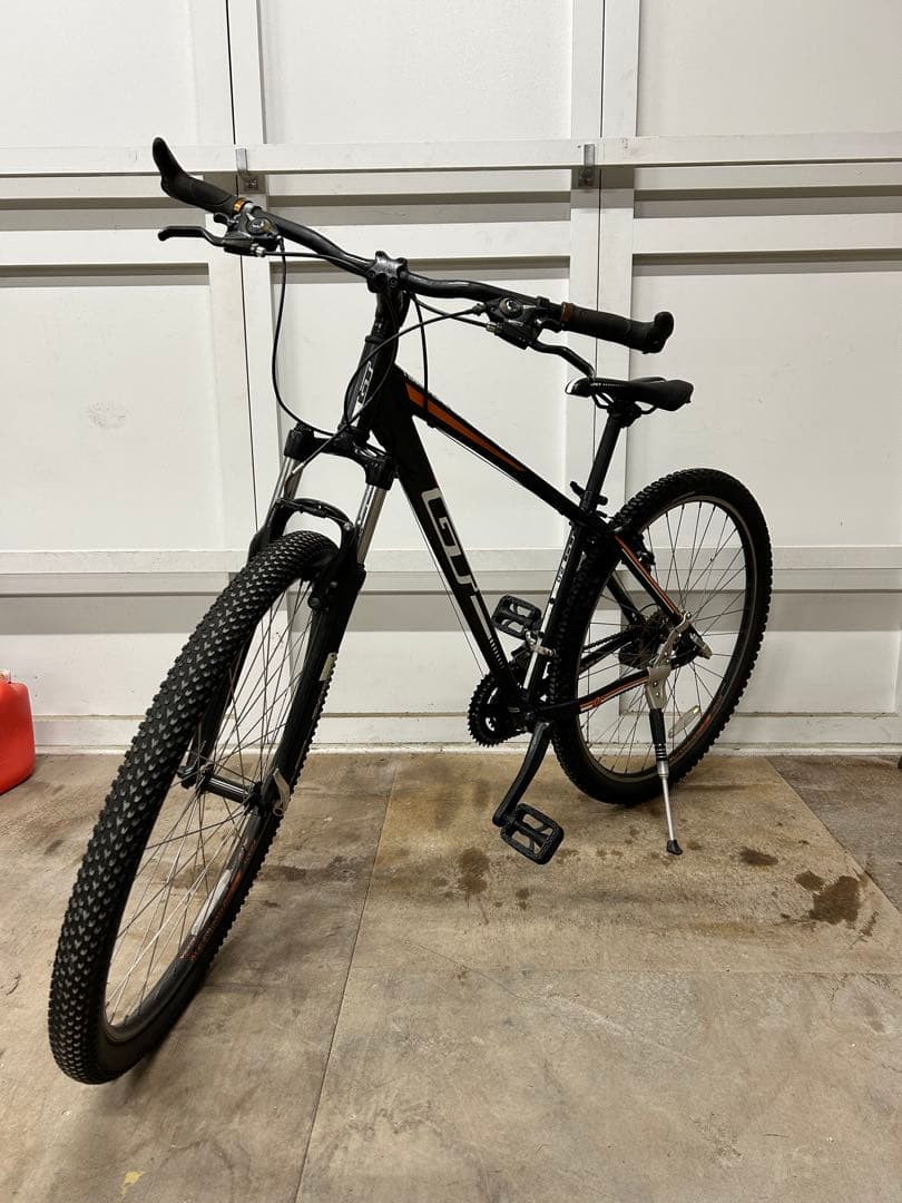 GT マウンテンバイク 24変速 29インチ ブラック/オレンジ