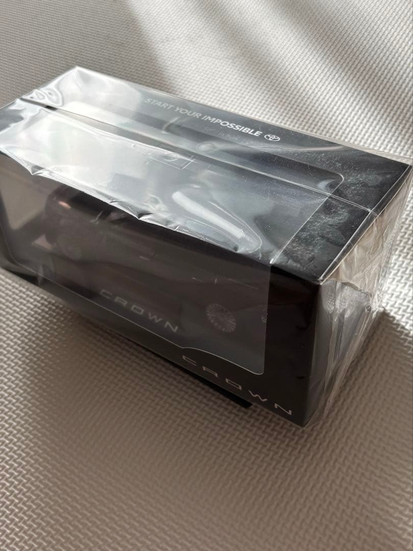 トヨタ 新型クラウンセダン ミニカー 非売品