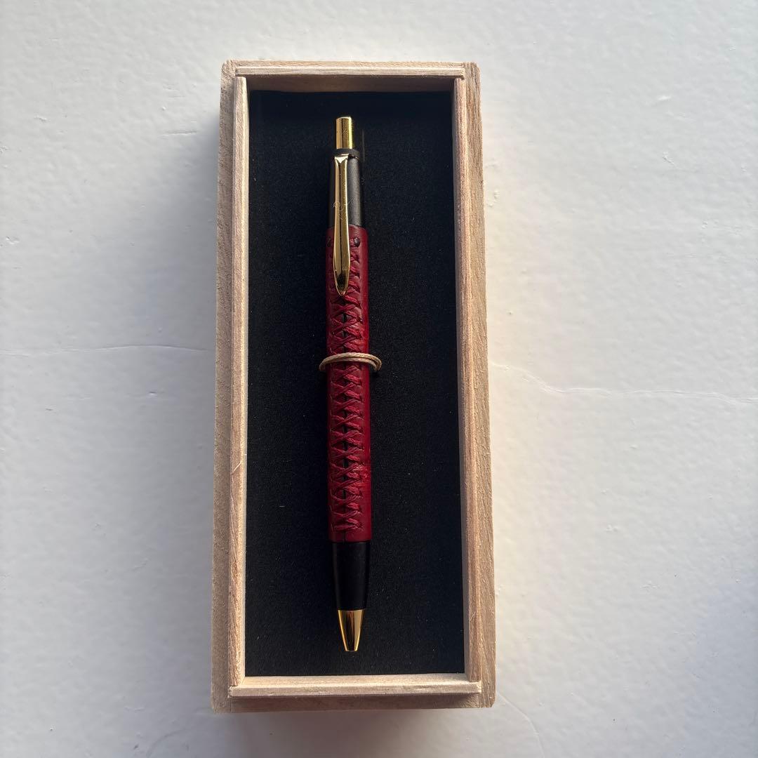 最安値　schicksal シックザール　革軸ペン　クリムゾンレッド　MP