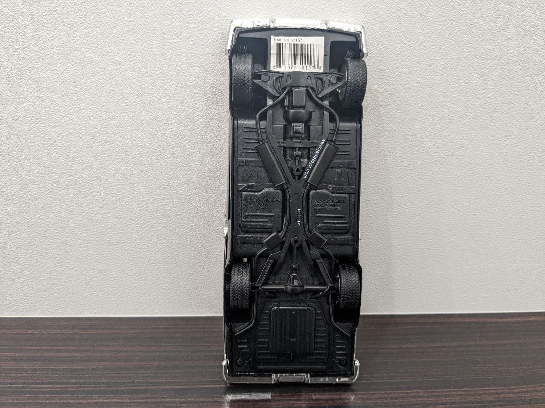 シボレーインパラ　1960 1/24 jadatoys