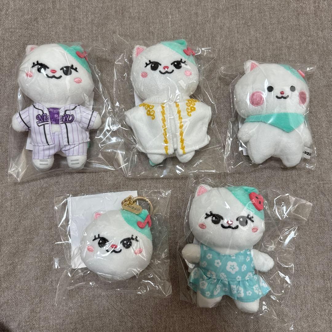 NiziU NIZOO ルキャ　バッグチャーム＆マスコットキーホルダー