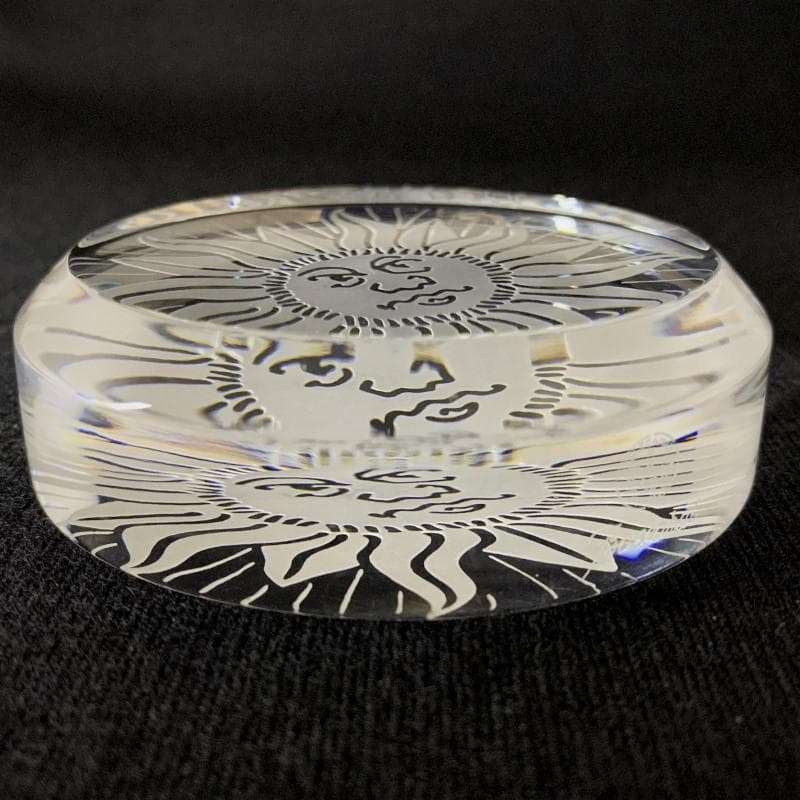 バカラ　Baccarat 太陽のクリスタル ペーパーウェイト