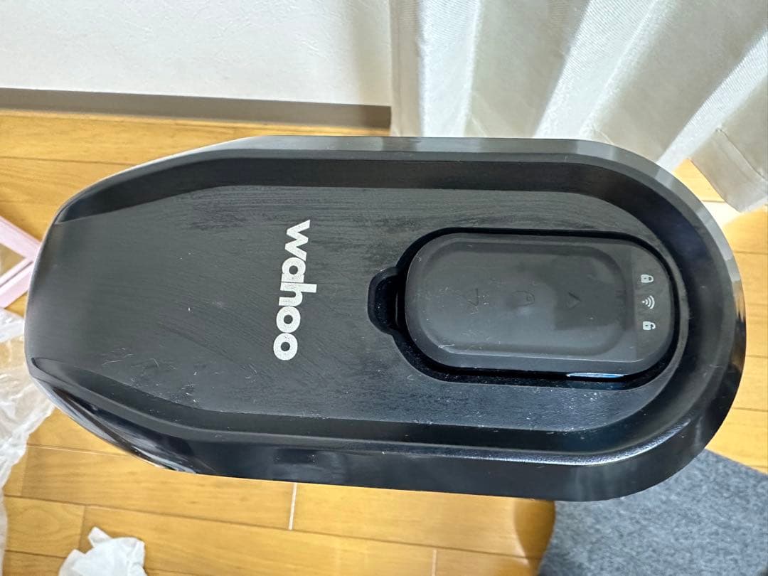 Wahoo KICKR CLIMB 傾斜調整機能