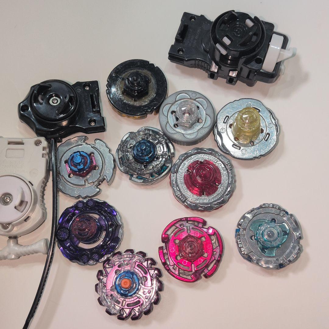 S*)様 メタルファイトベイブレード 10個セット ランチャーはオマケです。