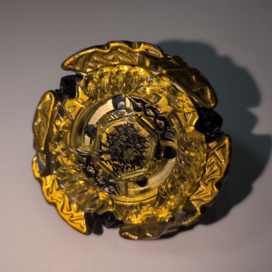 S*)様 メタルファイトベイブレード 10個セット ランチャーはオマケです。