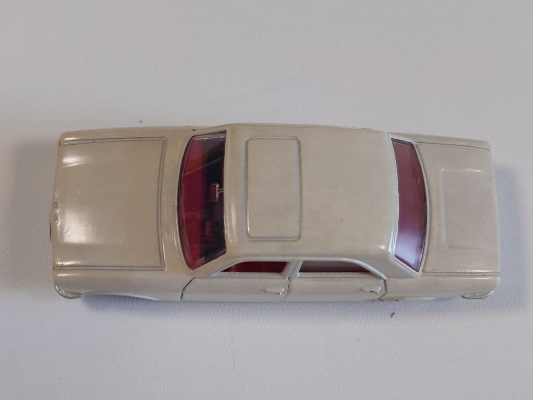 ミニカー DINKY No.1428 PEUGEOT 304