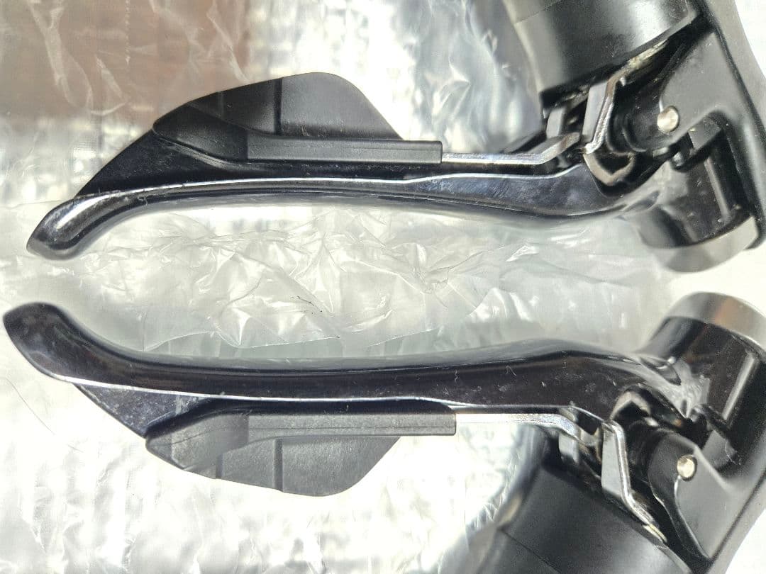 ほぼ新品シマノ Shimano 105 ST-5800 STIレバー 2x11s