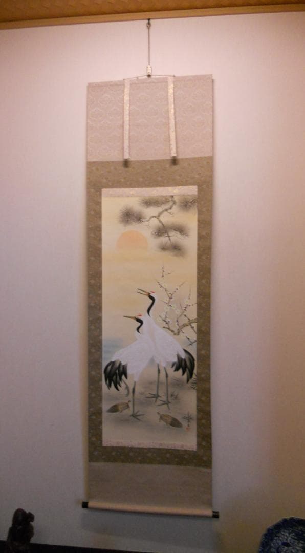 掛け軸 山下春月 松竹梅鶴亀 絹本 希少 軸装 茶道具 掛軸 美品 です。