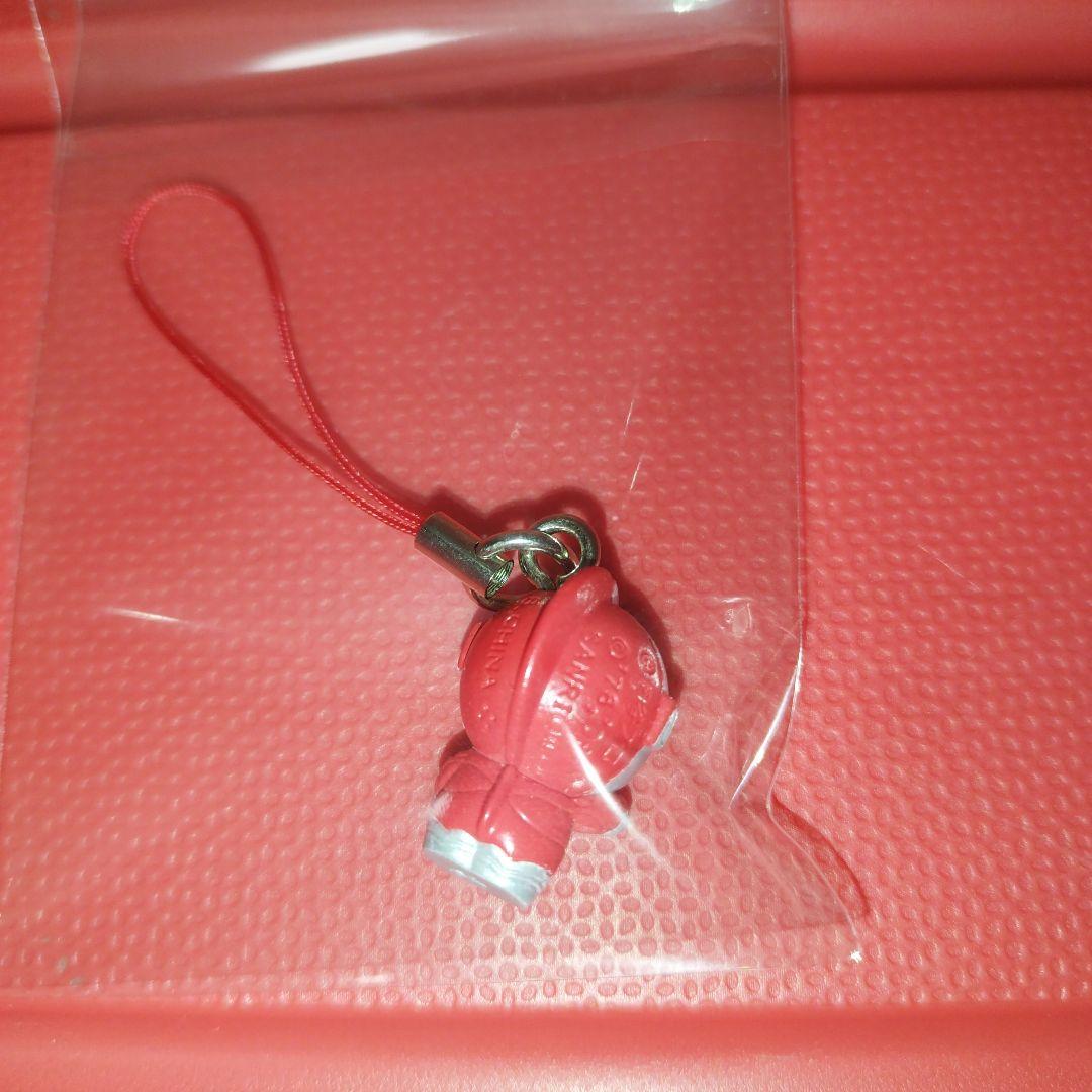 ハローキティ　なりきりストラップ　ウルトラマン　全5種