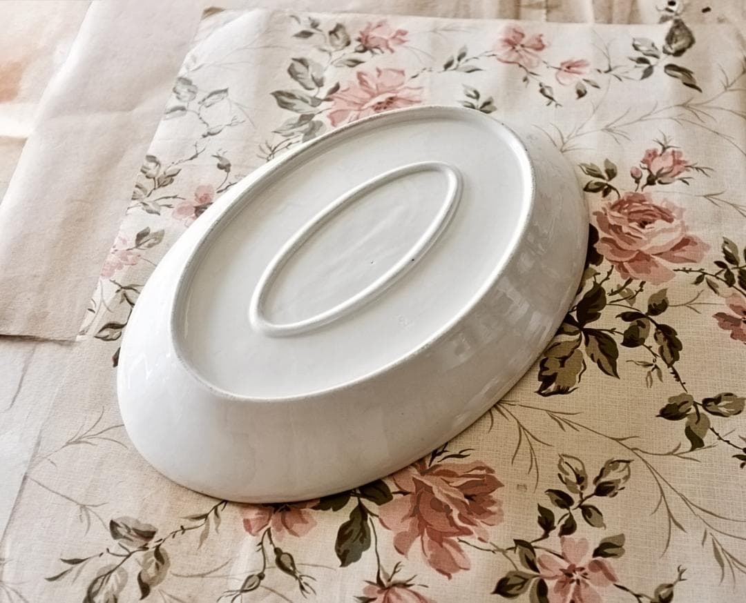 19世紀 フランス 36.5c 白の集約と重厚なオーバルプレートb アンティーク