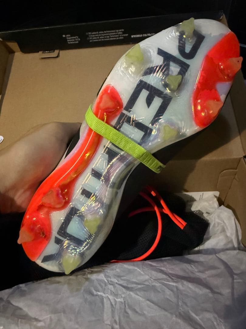 Adidas Predator エリート