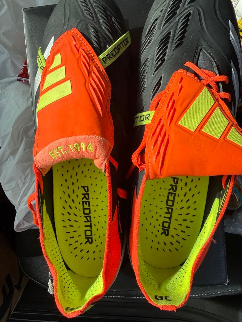 Adidas Predator エリート