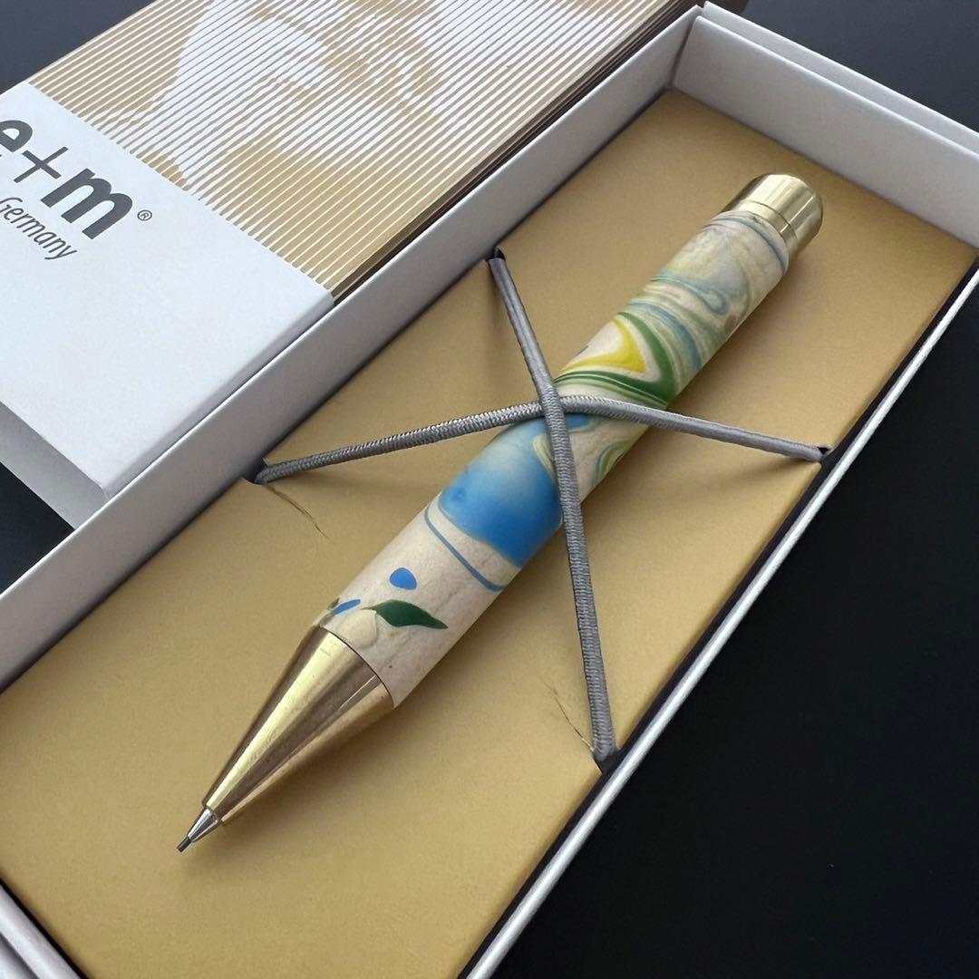 イープラスエム e+m シャープペンシル 0.7 Marble ゴールド ②