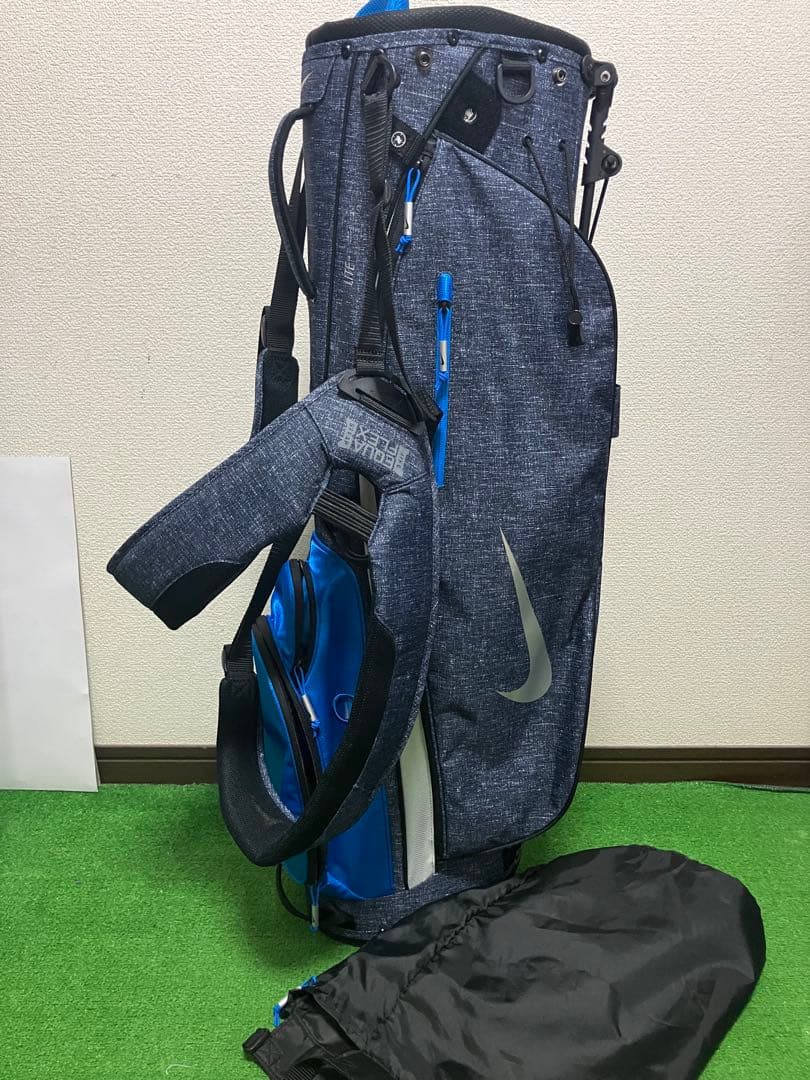 ナイキ スタンド式キャディバッグ　美品＆軽量
