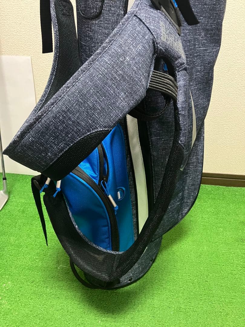 ナイキ スタンド式キャディバッグ　美品＆軽量
