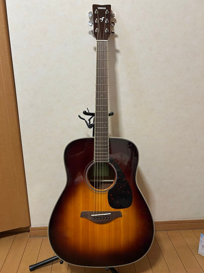 ヤマハ YAMAHA アコースティックギター ブラウンサンバーストFG820BS