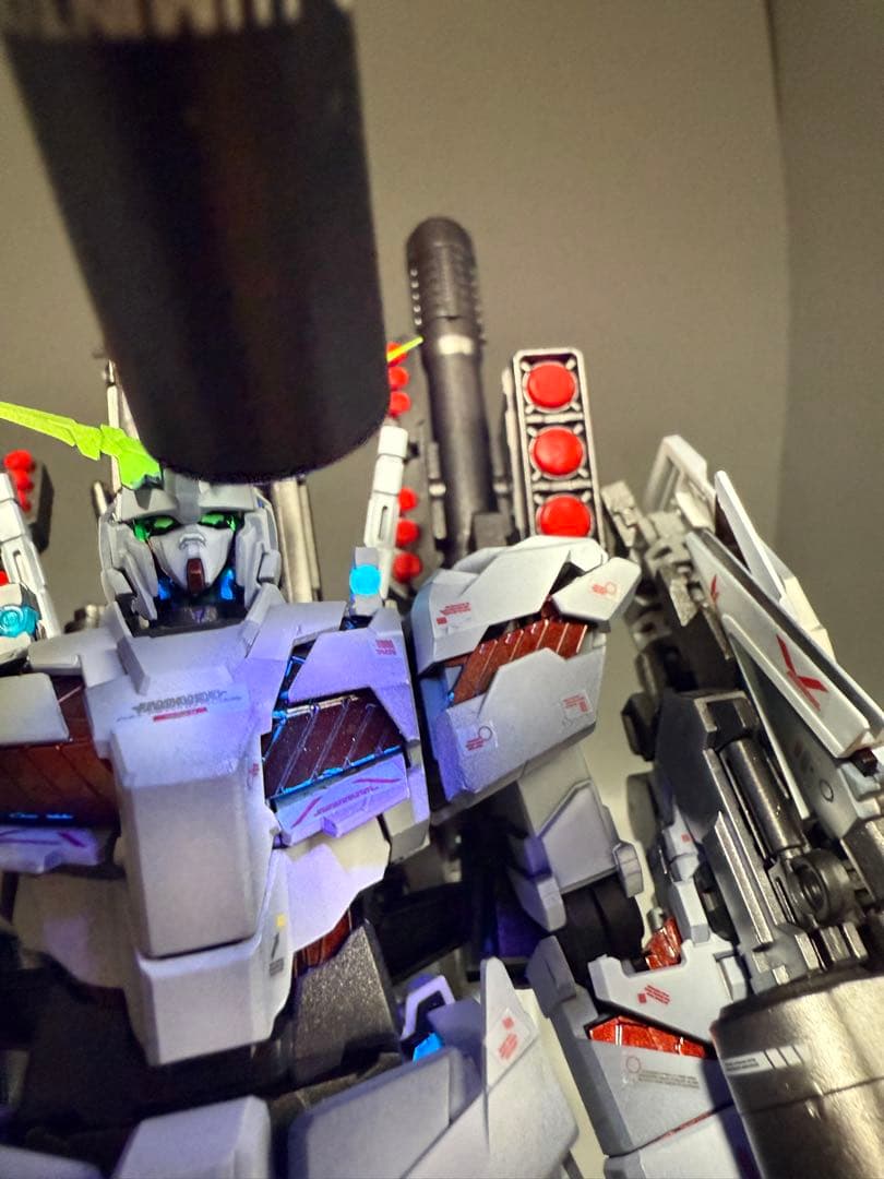 ひ*わ様 ガンプラ MG 1/100 フルアーマーユニコーンVer.Ka 完成品