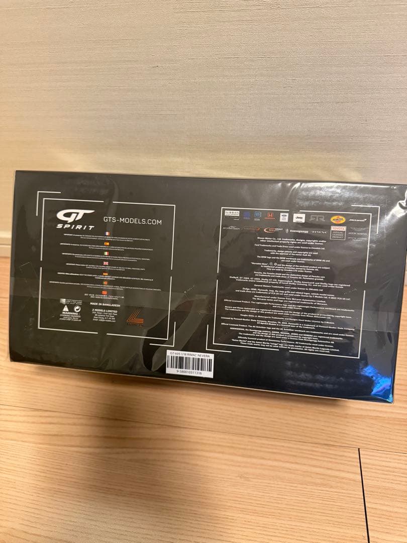 リマック NEVERA GT SPIRIT リミテッドエディション 1:18