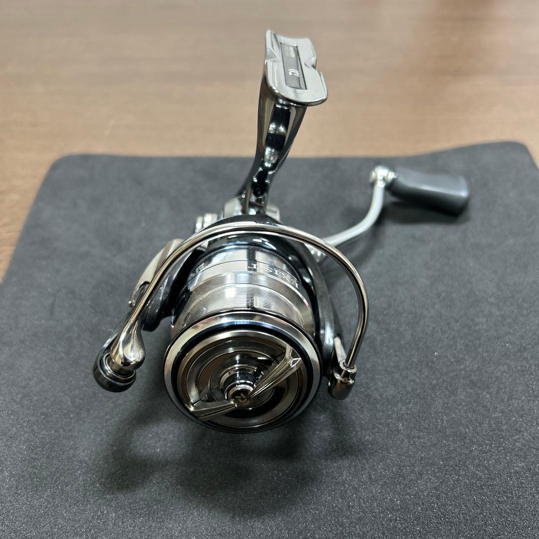 ダイワ18イグジストFC LT2500S-C 未使用品
