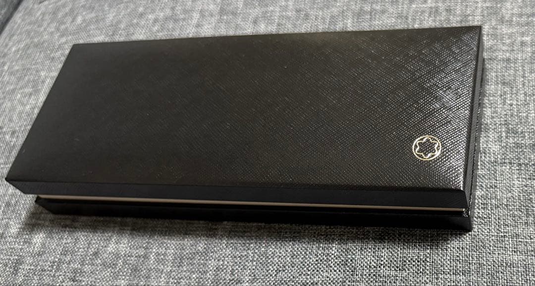K*e様 【箱、証明書付】MONTBLANC ボールペン スターウォーカー