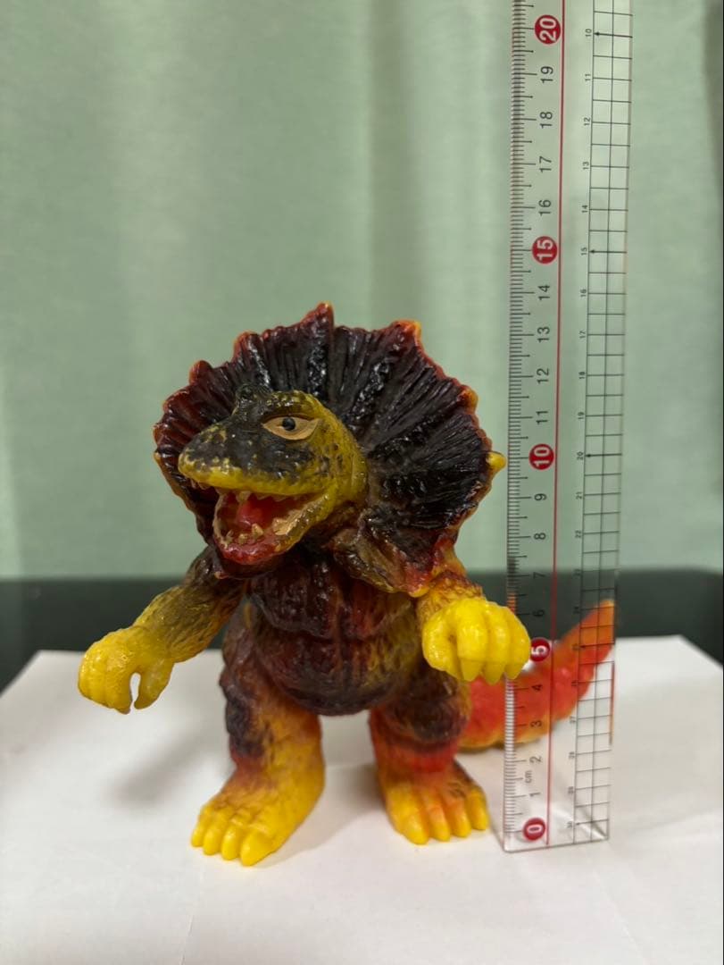 特撮テレビドラマ　ウルトラマンやレッドマン　ジラース　ソフビ人形