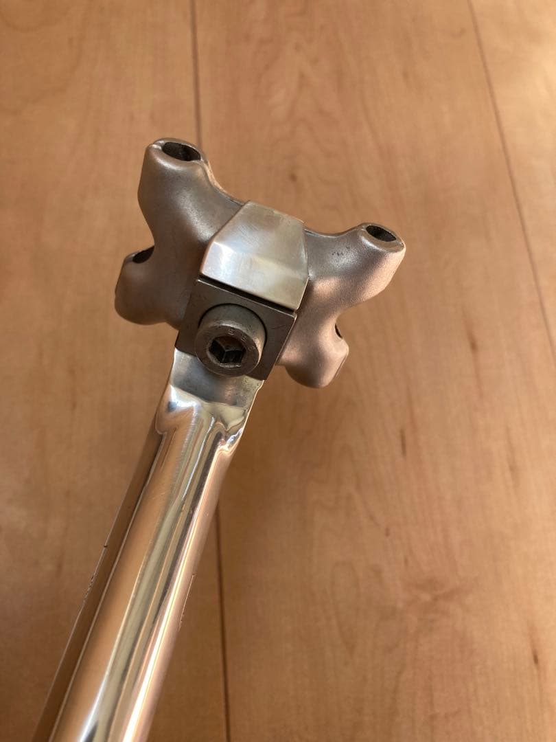 カンパ Cレコ 27.2 シートポストとveloceブレーキ