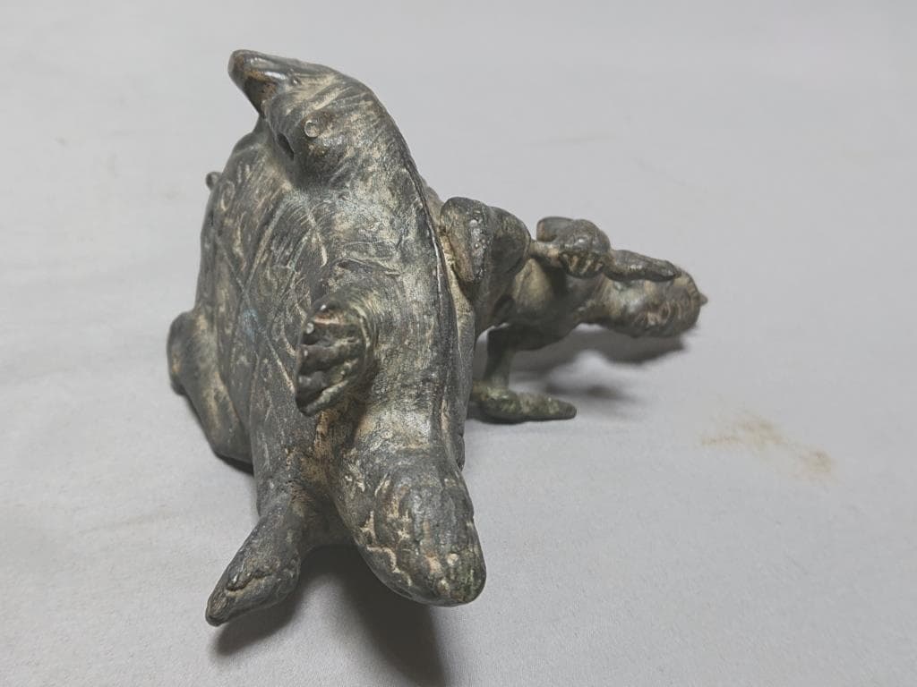 コレクター収集品　古銅　15世期.クメール王朝期　亀乗.シバ神像