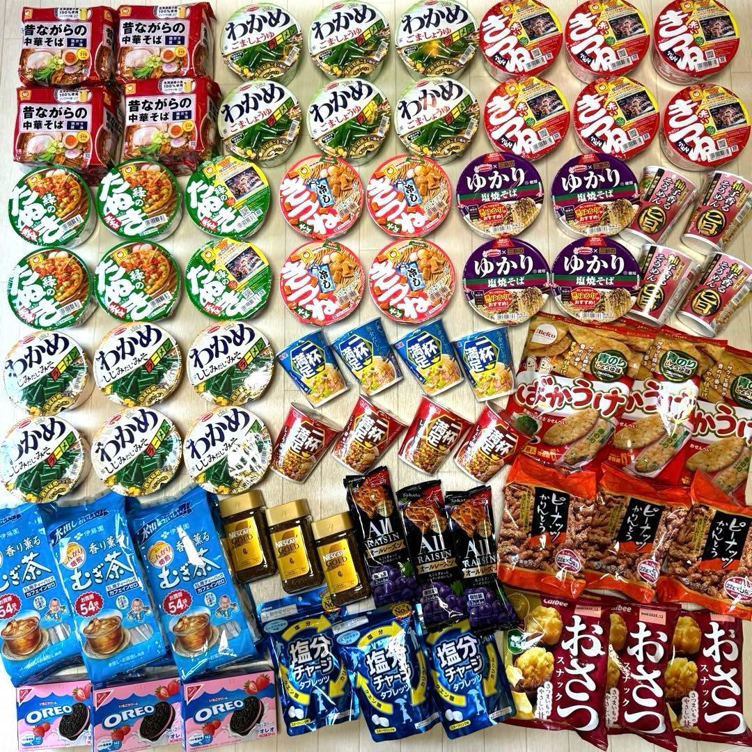 カップ麺・お菓子他 / 中華そば・赤いきつね・むぎ茶・インスタントコーヒー 等