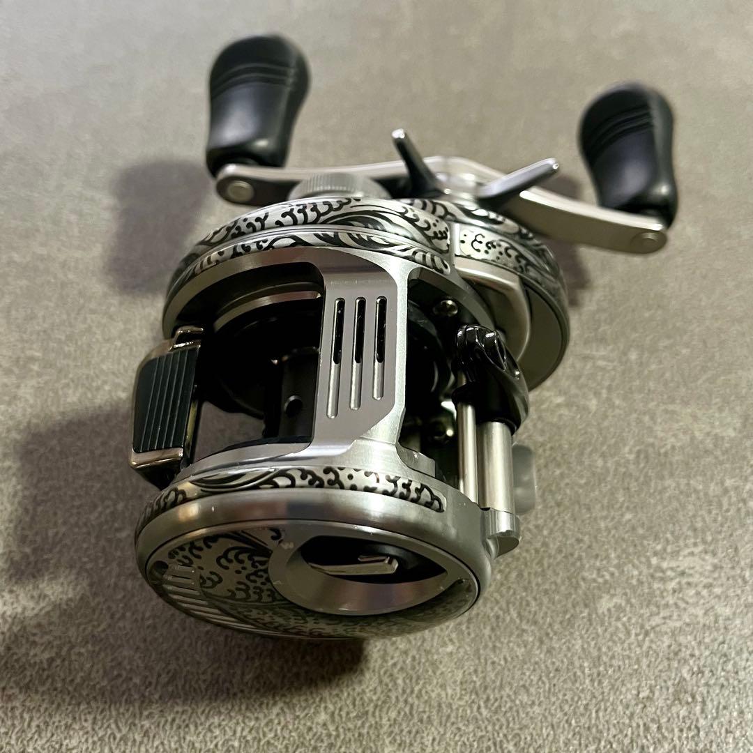 Shimano 19カルカッタコンクエストDC201HG