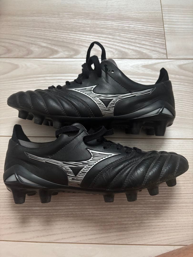 モレリアネオ4 JAPAN 23.5cm ブラックxギャラクシーシルバー