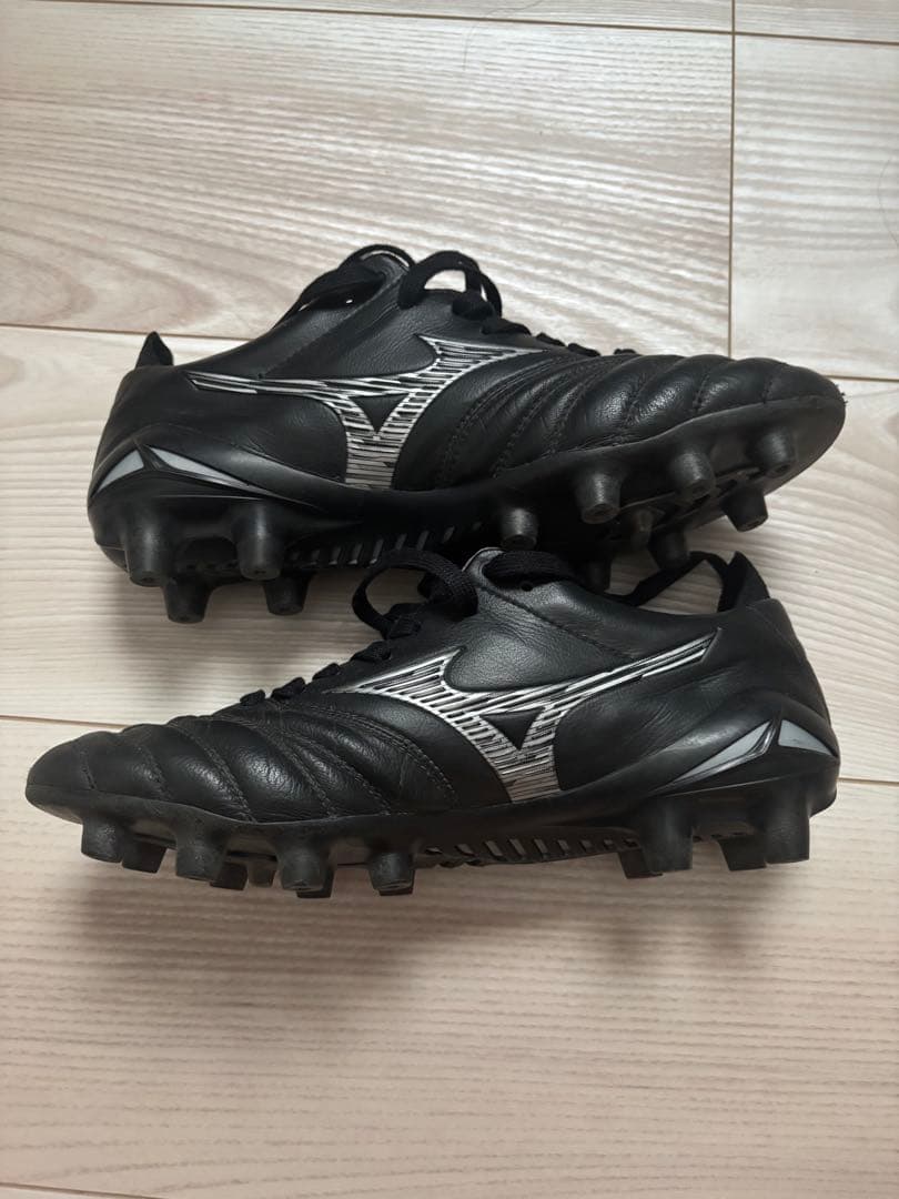 モレリアネオ4 JAPAN 23.5cm ブラックxギャラクシーシルバー