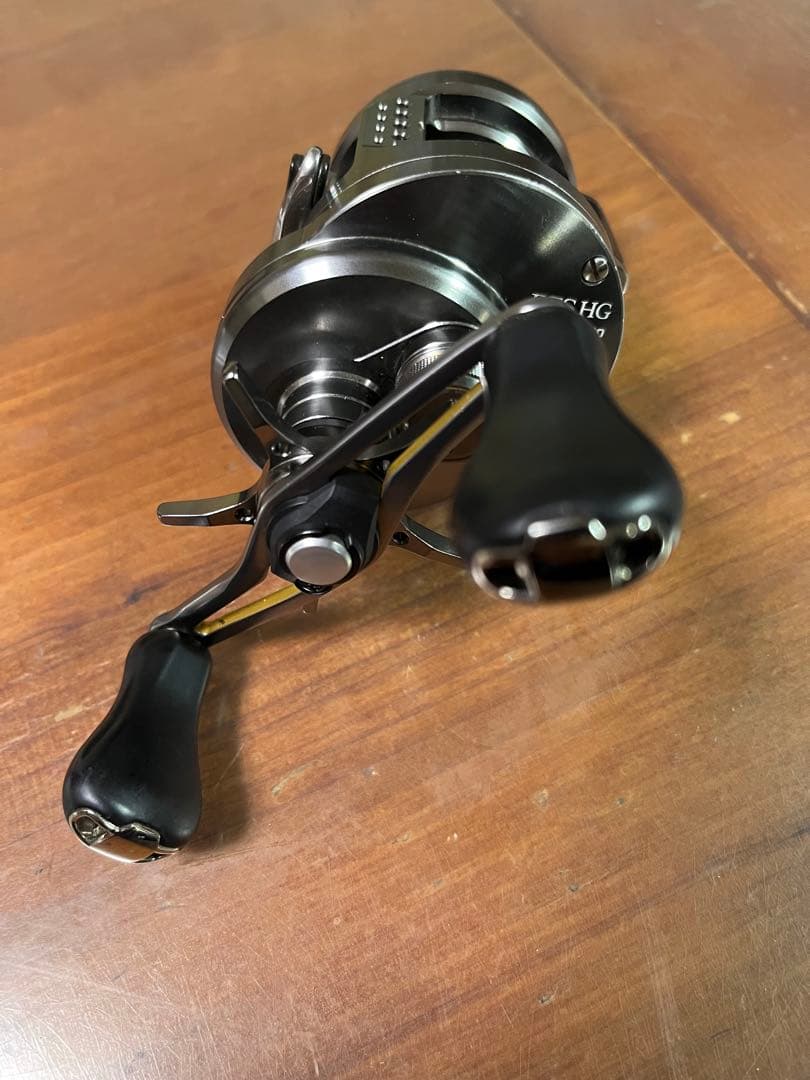 SHIMANO 17CALCUTTA CONQUEST BFS HG 左ハンドル