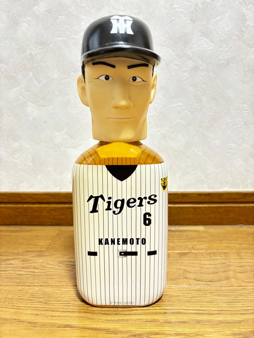 【優勝セール】2003年 阪神タイガース 優勝記念ウイスキー　※カレンダー付き