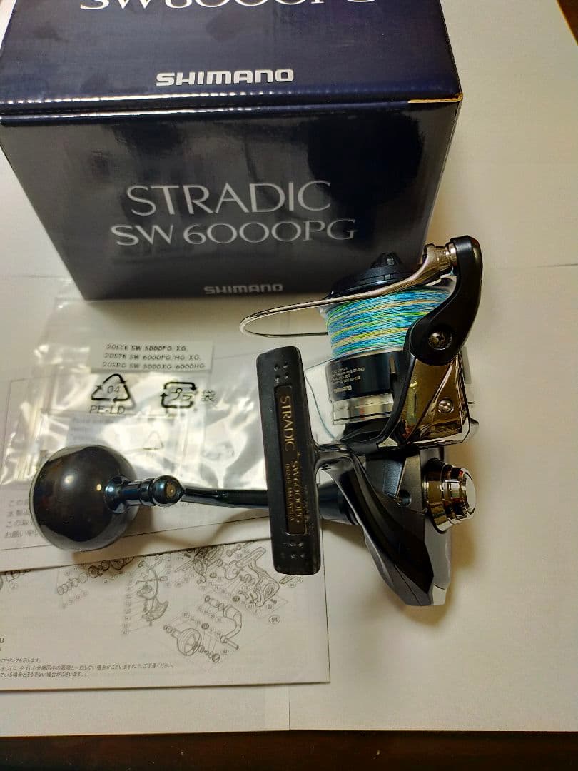 SHIMANO 20 STRADIC SW 6000PG スピニングリール