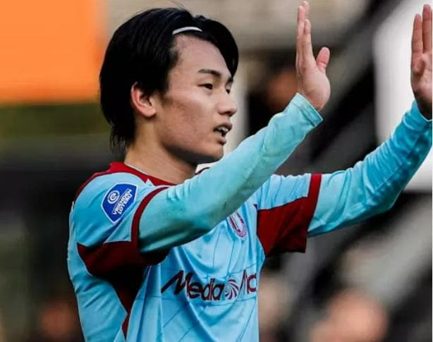 フェイエノールト 上田綺世　PRO サード（M）2025-26