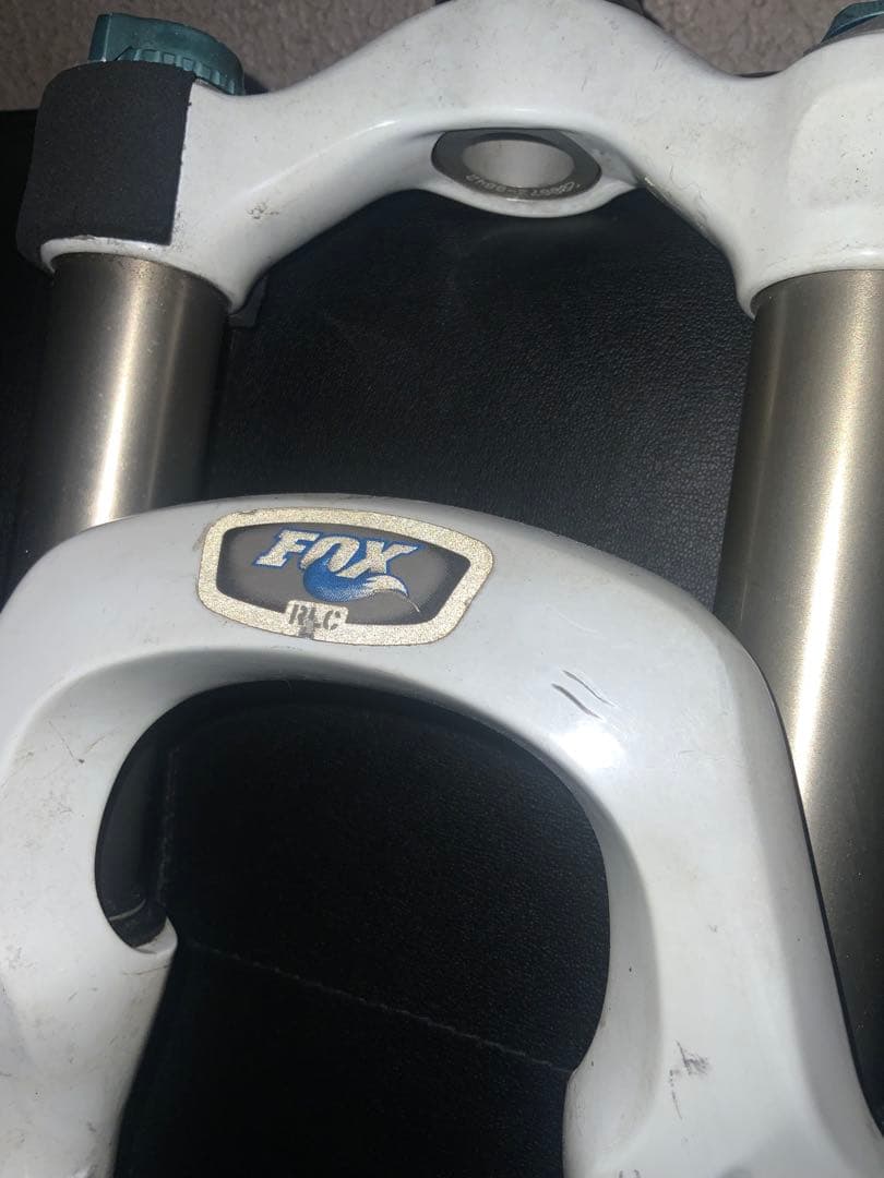 FOX 32 RLC サスペンションフォーク　26インチ