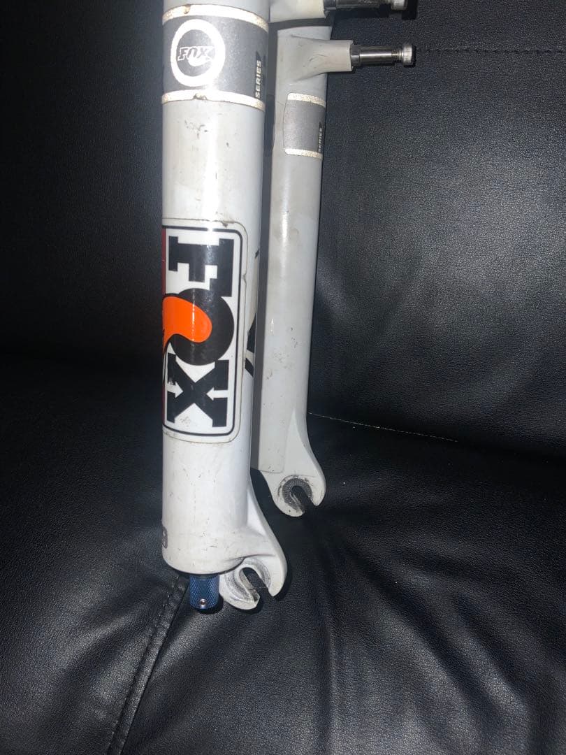 FOX 32 RLC サスペンションフォーク　26インチ