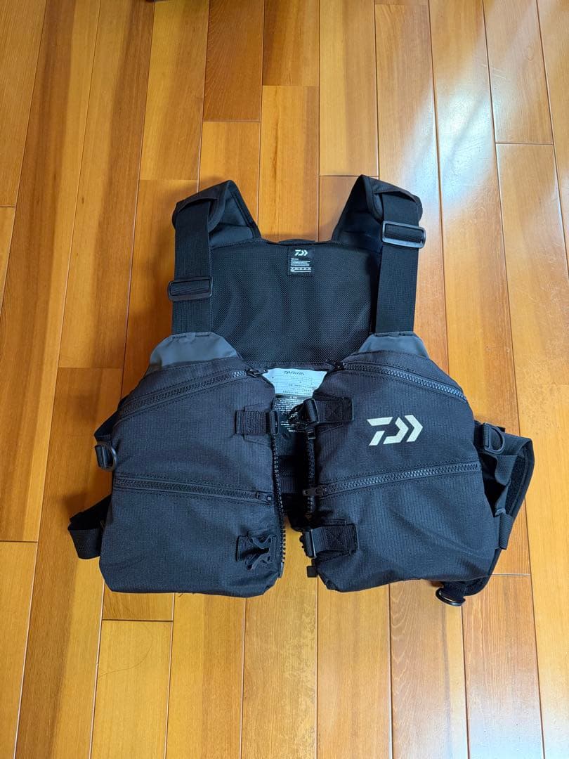 sss　ダイワ　フィッシングベスト ゲームベスト DF-4020