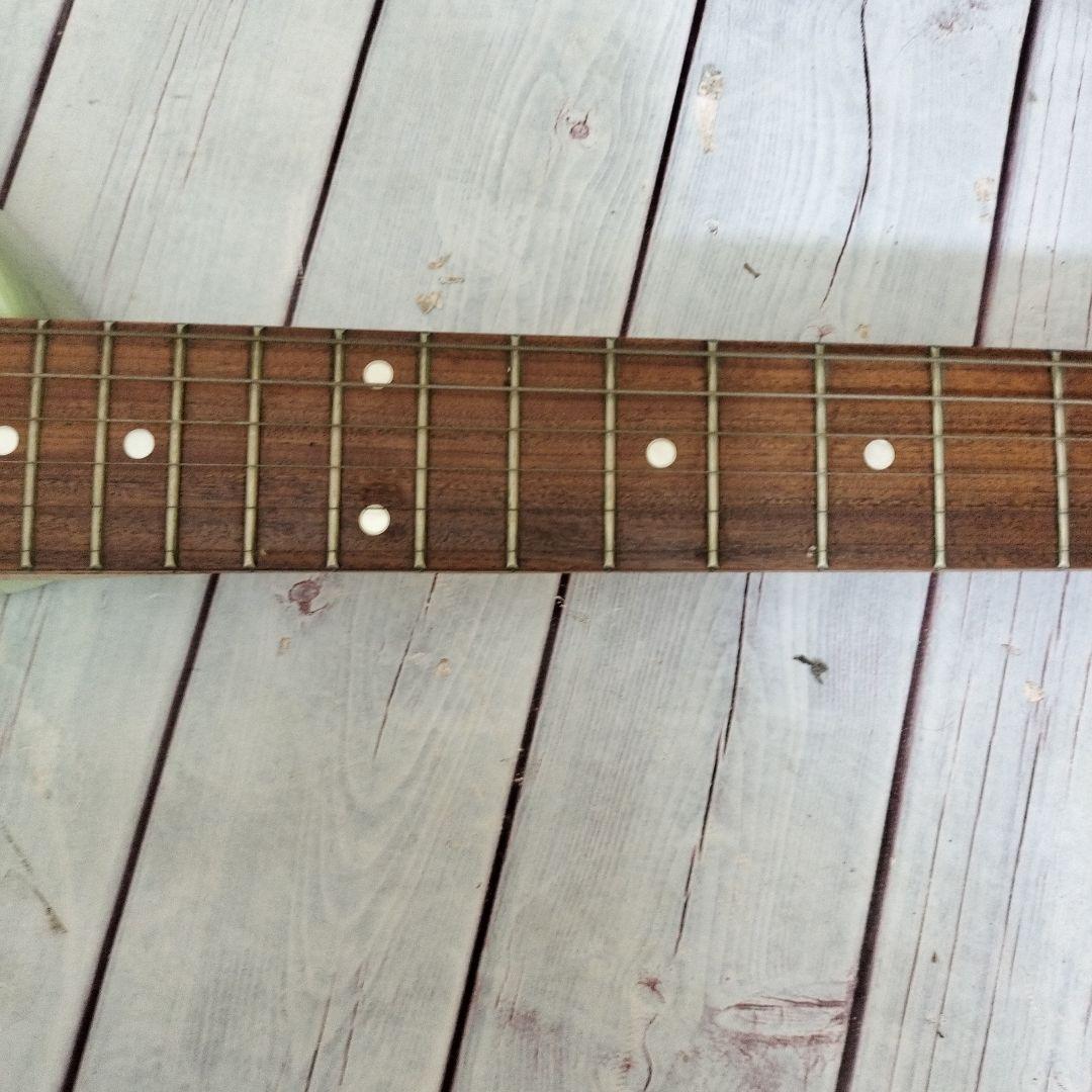 Fernandes エレキギター 薄緑