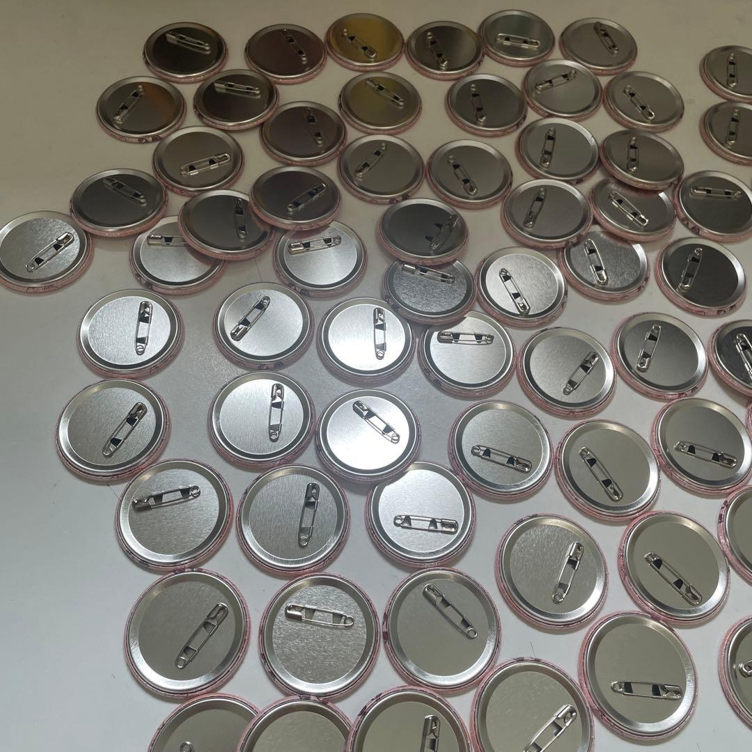 お値下げV80.さかわん  缶バッジ デフォ あほの坂田 2023