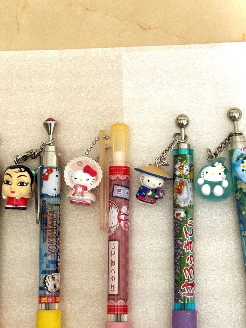 ご当地限定キティ　ボールペン50本＋オマケ5本